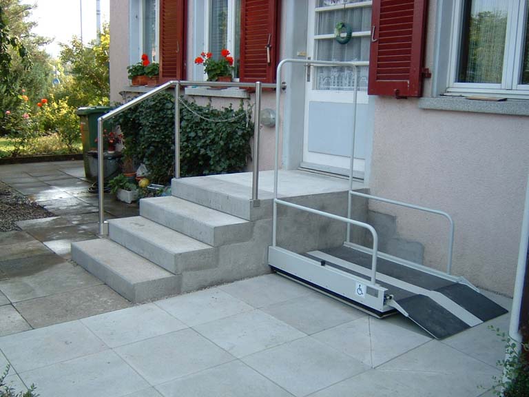 outside lift for wheelchair