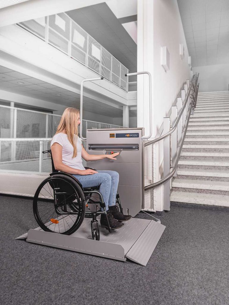 Wheelchair lifting platform - EleNor - Liftup A/S