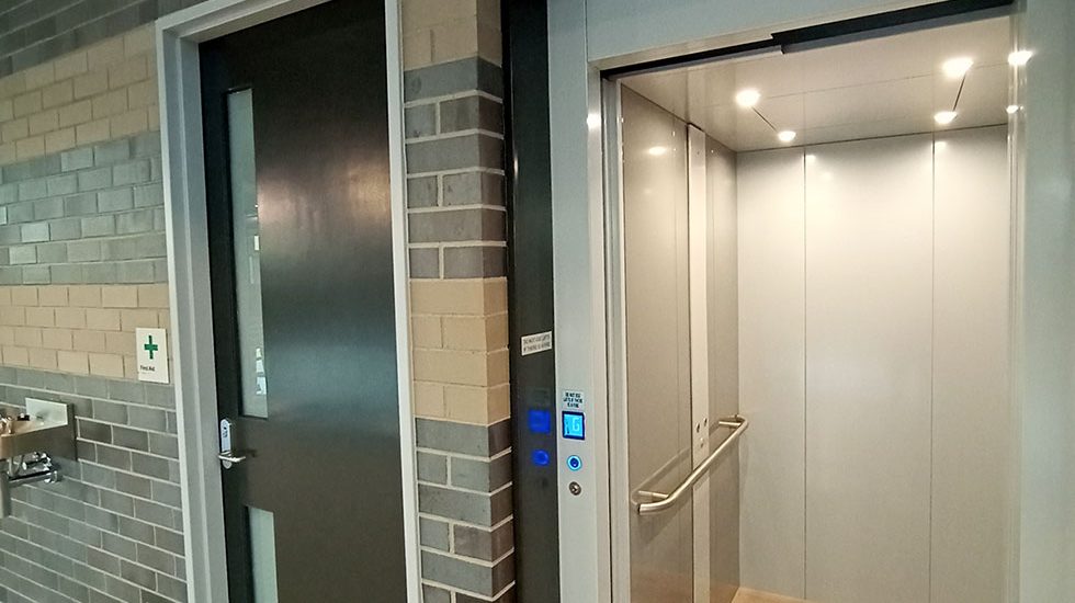 commercial lift eastwood nsw 3