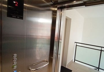 Commercial lift in Dee Why New South Wales