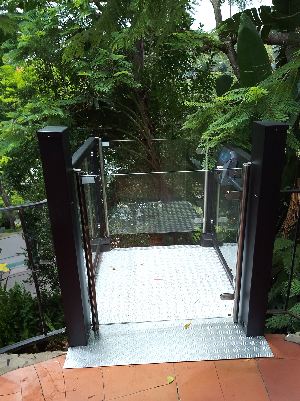 Unaporte-Wheelchair-lift-Linley-Point-NSW